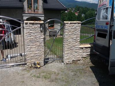 Brama i ogrodzenie wykonane w Wiśle